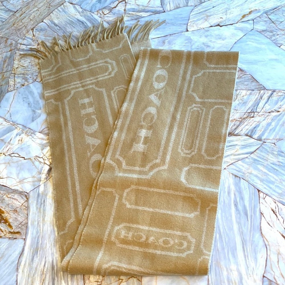 COACH  Lady's Cream Scarf - Picture 4 of 8